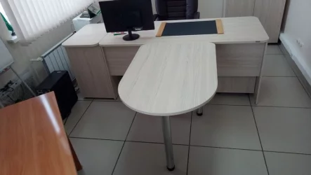 Брифинг-приставка Глассй 2.10 Туя / Glassy