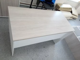 Стол прямой Дека ЛДСП каркас 75.06.12 Дуб Сантана светлый/Белый / Deka