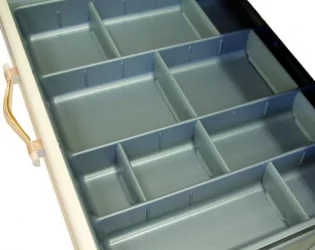 Стол с 3 ящиками (метабоксы) Милана 23.59 Сосна Астрид/Ваниль