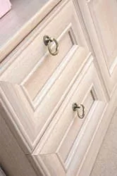 Распашной шкаф в гостиную 609  Денвер светлый