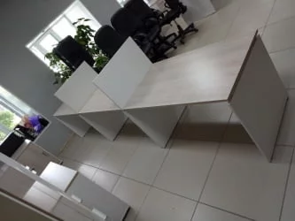 Стол прямой Дека ЛДСП каркас 75.07.12 Дуб Сантана светлый/Белый / Deka