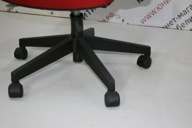 Кресло офисное (ВБ13) Трек выставочный образец Красное / Trek