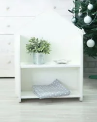 Полочка домик белый