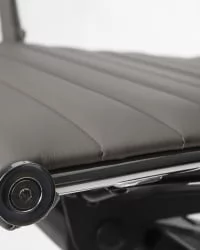 Офисное кресло для руководителей ДОБРИН CЛАРК Серый / DOBRIN CLARK