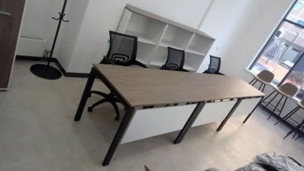 Кресло офисное Бюрократ CХ-695Н/БЛАCК / CH-695N/BLACK