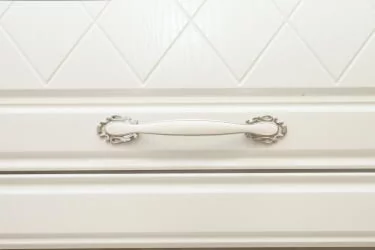 Шкаф над вытяжкой Тиффани 19.12