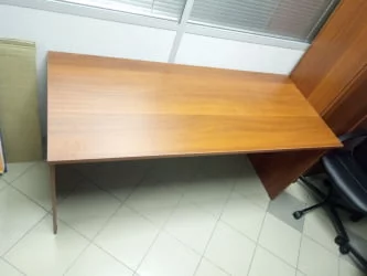 Стол для персонала Р.С-16 Орех Гепланкт