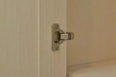 Настенный шкаф Марлен 480 Кремовый белый Патина