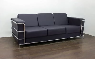 Диван четырехместный Кватро (три подушки) экокожа Домус Антрасите / Domus Antracite