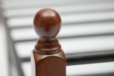 Кровать АТ-126 дерево гевея/металл, 160*200 см (Куеен бед), красный дуб/черный / AT-126 (Queen bed),