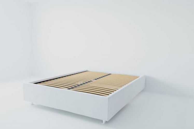 Мягкая интерьерная кровать &куот;Подиум&куот; с ортопедическими латами (металл) Материал фасада: Экокожа; Спальное место: 900х2000 мм; Цвет фасада: Белый; Цвет корпуса: Белый / "Подиум"_0