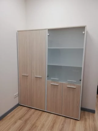 Шкаф для одежды 4 широкий Дека 10.19.301 Туя/Белый / Deka_2