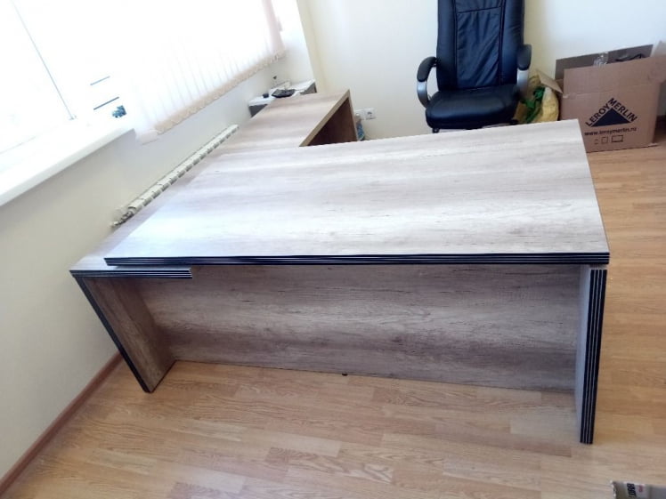 Стол руководителя правый ТCТ 2020 Р (Дуб Каньон) / TCT R_1