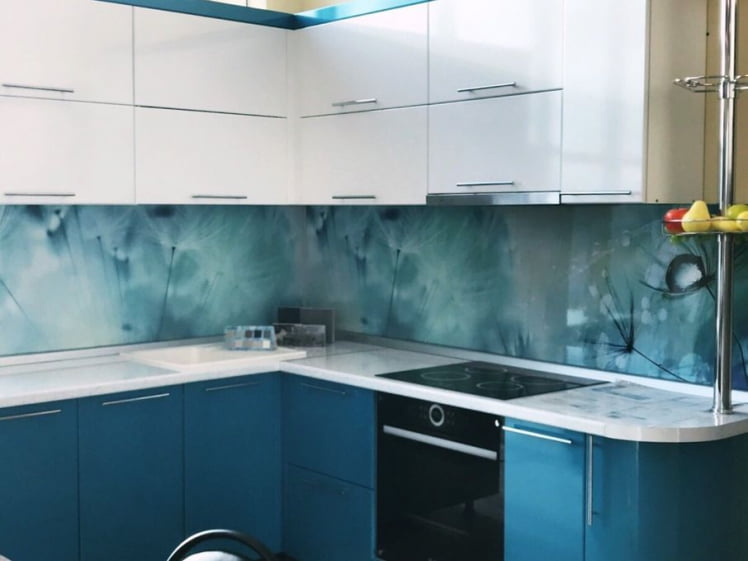 Глянцевый фартук с эффектом мерцания (КОМПОЗИТ) Одуванчики синие_2