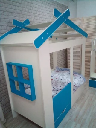 Кровать Теремок с ящиком и ступенькой Белая-Лазурь_1