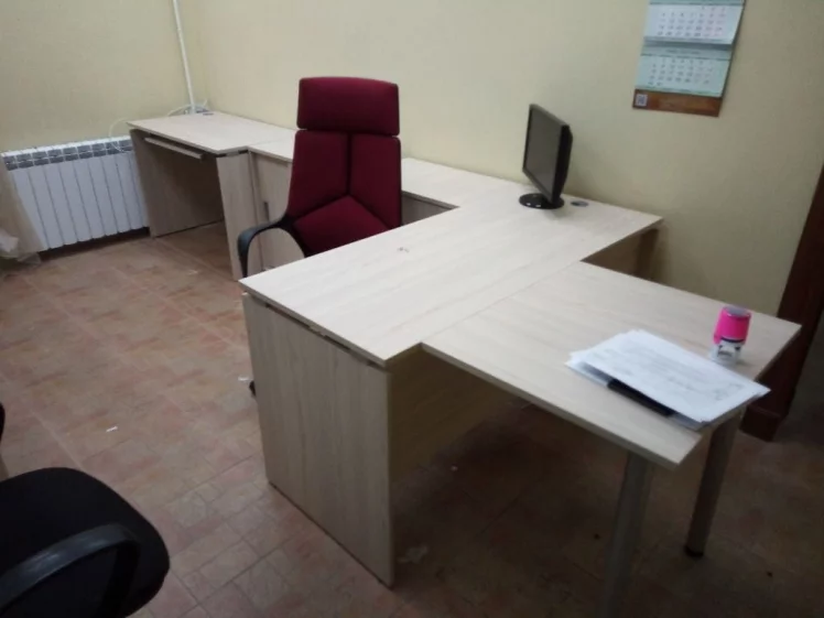 Стол прямой Дека ЛДСП каркас 75.06.14 Туя/Белый / Deka_1