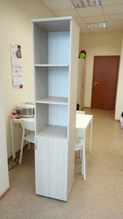 Шкаф высокий полуоткрытый Глассй 6.19.12Пр Туя / Glassy_3