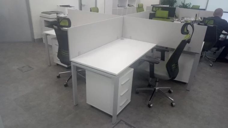 Экран (ЛДСП) Дека 8.12.14 Белый (без крепления) / Deka_5