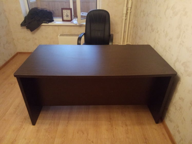 Кресло руководителя Бюрократ Т-898/Б / T-898/B_4