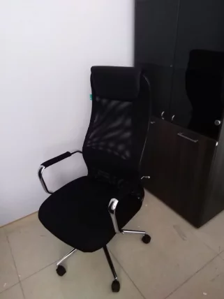 Кресло руководителя Бюрократ КБ-9Н/БЛАCК Черное ТВ-01 ТВ-11 / KB-9N/BLACK TW-01 TW-11_13