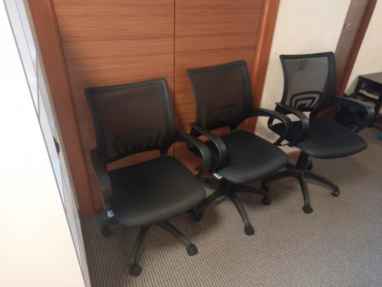 Кресло офисное Бюрократ CХ-695Н/БЛАCК / CH-695N/BLACK_12