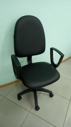 Кресло компьютерное Бюрократ CХ-1300Н/ОР-16 Черный Престиж / CH-1300N/OR-16_6