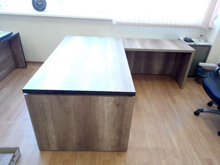 Стол руководителя правый ТCТ 2020 Р (Дуб Каньон) / TCT R_3