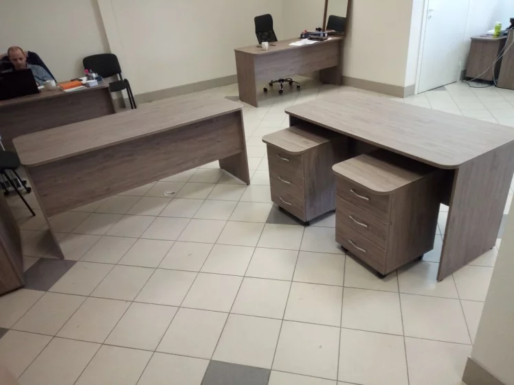 Тумба подкатная Глассй 3.14.10 Дуб Верцаска / Glassy_8