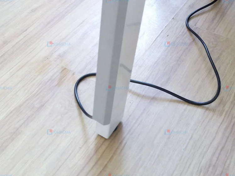 Накладной вертикальный кабель-канал Дека Д-016 / Deka_3